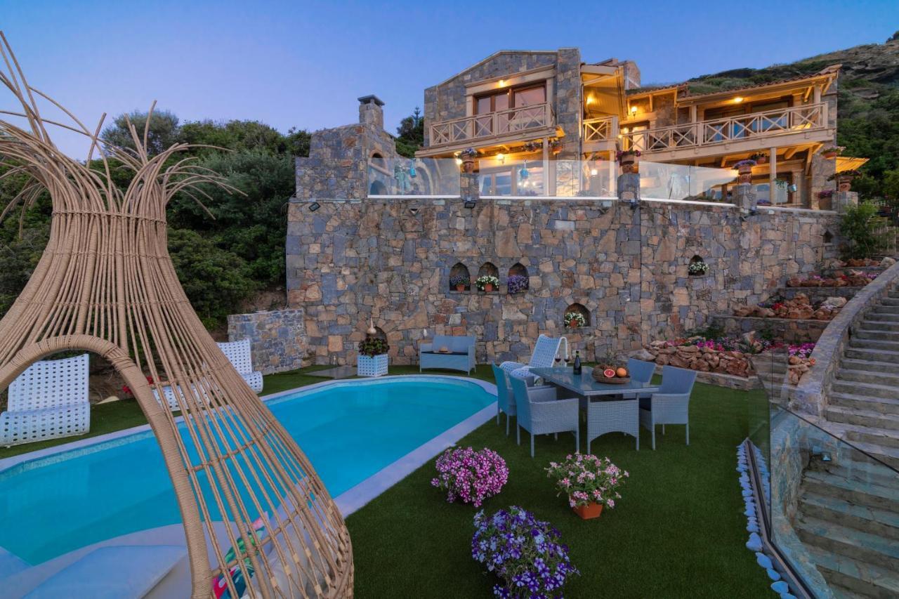 Felini Palace Agia Pelagia  Exterior photo